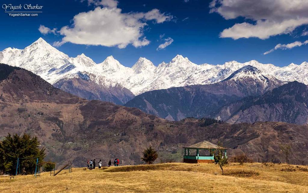 Experience the magic by visiting small villages in the region and staying in century old boutique British Colonial houses in Himalayas.