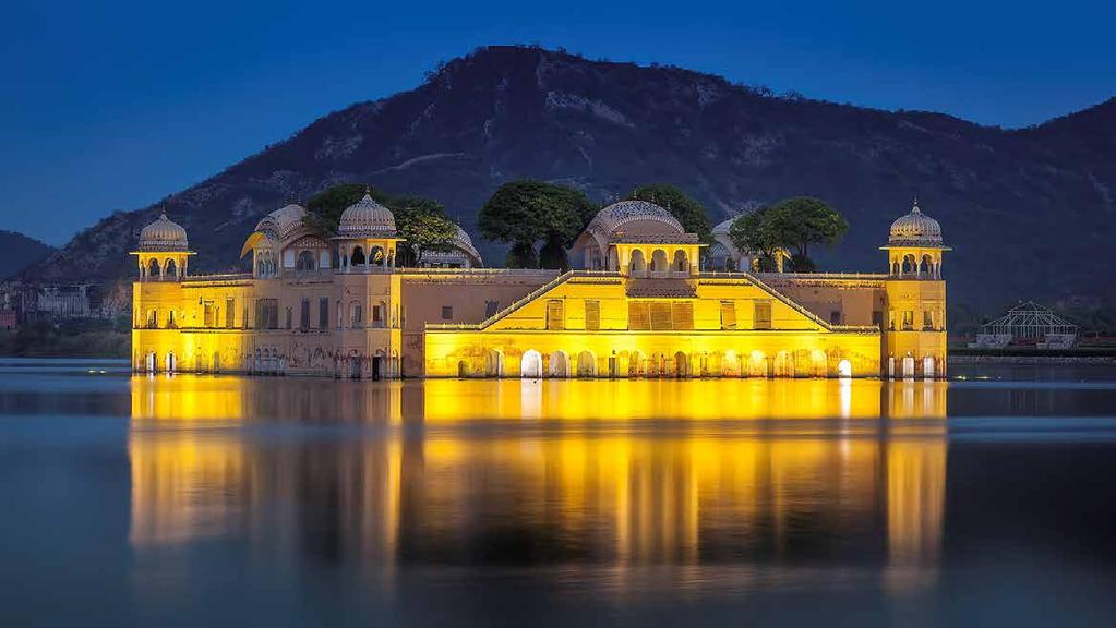 DAY TOURS Explore the beautiful Pink city at Dawn, Drive through the Pink city early morning to see the sunrise at lake palace, followed by the breakfast at Ramgarh Lodge, century old hunting Lodge