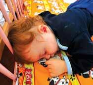EJA TË PUSHOJMË Siguroni qetësi në hapësirën e gjumit. Hapësirën ajroseni mirë para se t i vendosni fëmijët në krevate.