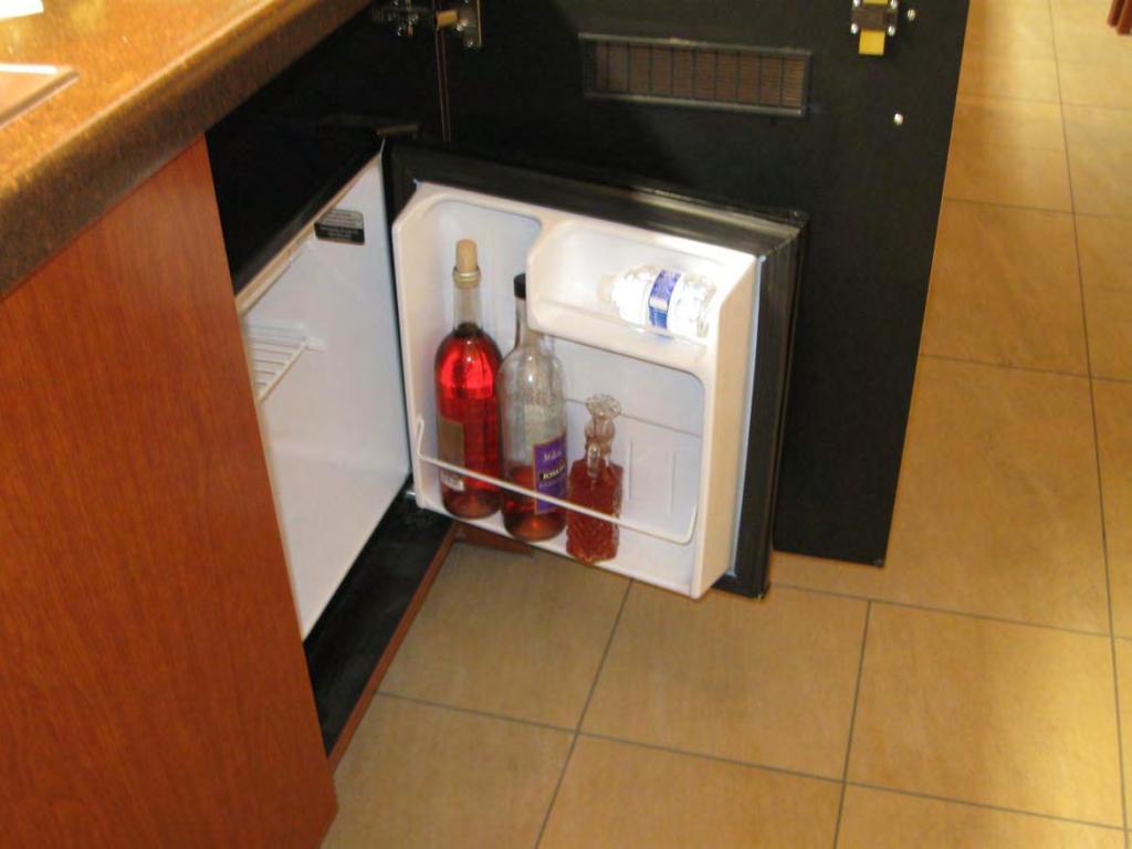 Refrigerator with