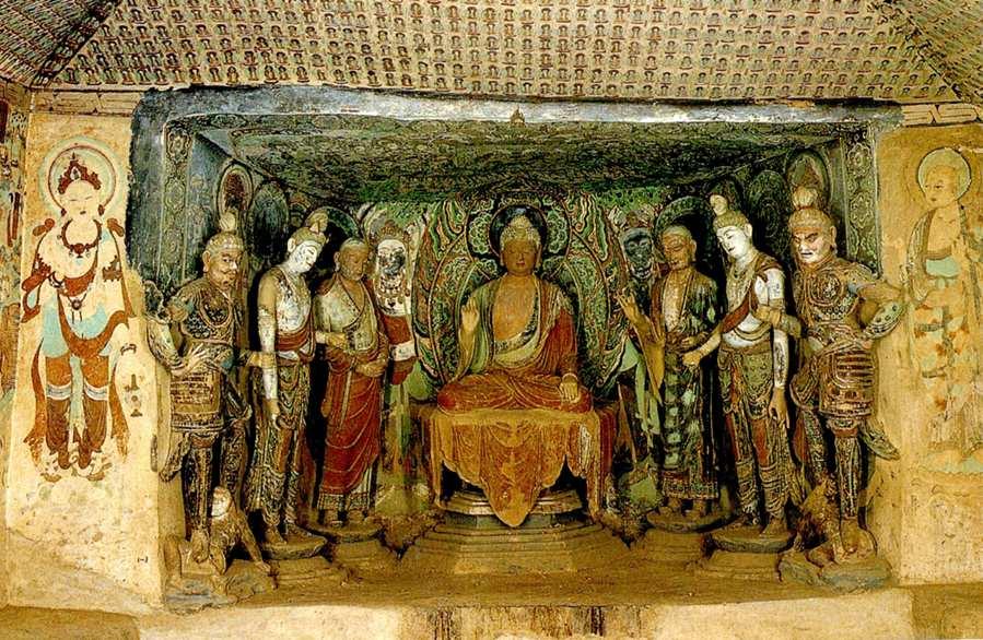 Fig. 5 Shakyamuni preaching at Vulture Peak, central niche (facing west), main chamber, Cave 45,