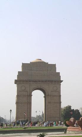 Meet KIconcerts tour manager Dinner daily Day 3 Breakfast daily Tour Delhi, a city that bridges two different worlds.