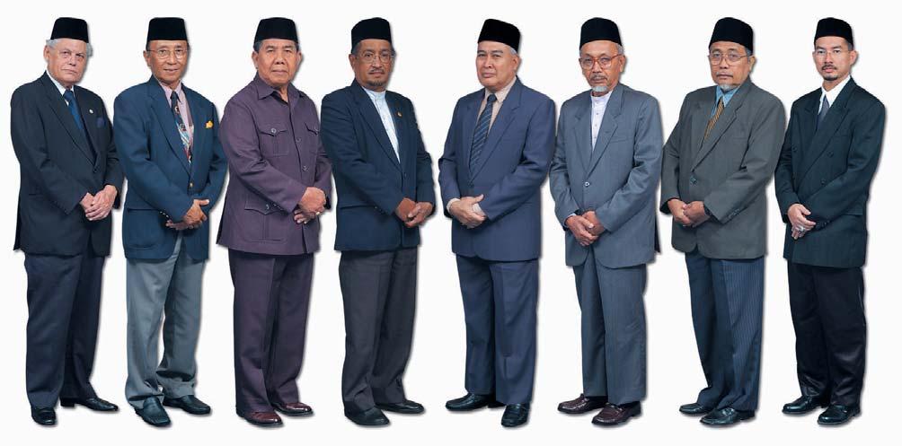 Majlis Pengawasan Shariah Shariah Supervisory Council Dari kiri ke kanan/from left to right Allahyarham Prof.