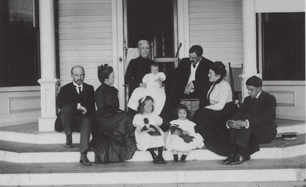 Emma Moody with her family in 1901. Back row: Mrs.