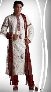 Traditional Clothing - Men In South India men wear