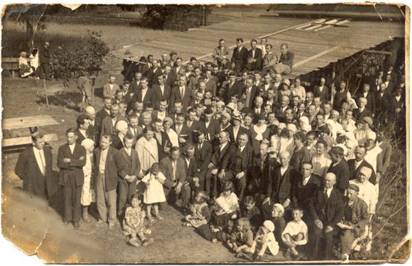 An early convention in Ukraine (before WWII) Memoirs of Sister Maria Kravetc I was asked by brethren to tell the story of the first Bible Student classes in Ukraine.