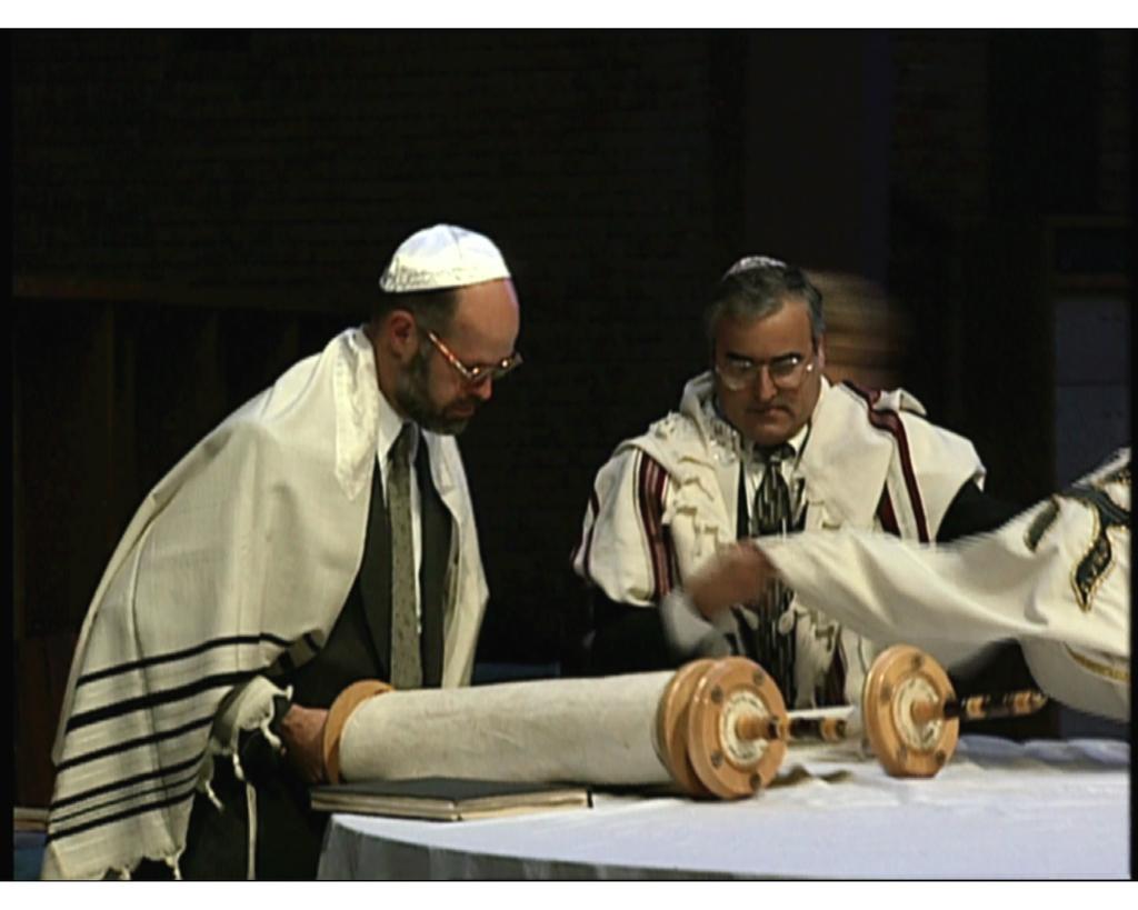 A congregation does not necessarily require a rabbi.