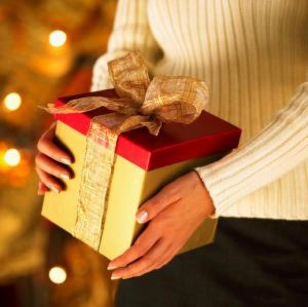 Gift Giving It is sometimes said that the tradition of gift-giving started with the 3 wise men, who visited Jesus and gave him gifts of myrrh, frankincense, and gold.