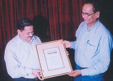 Shri R.N. Jena, GM(Smelter), was given a touching farewell on attaining the age of superannuation, at the S&P Complex, Angul, on May 31. Among the senior officers, Shri U.B. Patnaik, ED(S&P), Shri A.