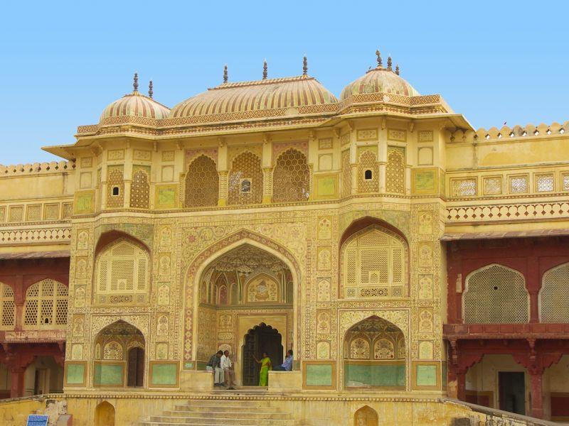 is known for its unique artistic style, blending both Hindu and Muslim (Mughal) elements, and its ornate and breathtaking artistic mastery. The fort borders the Maota Lake.