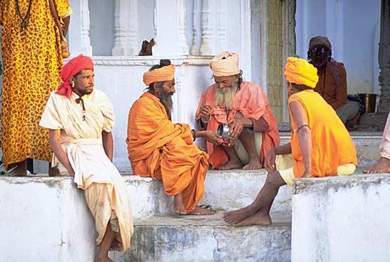 Hindu Holy Men Some Hindu men devote their entire lives to the quest for moksha (liberation from the chain of lives).