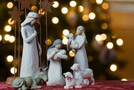 L U K E Luke 2:11 Today in the town of David, a Savior has been born to you; He is the Messiah, the