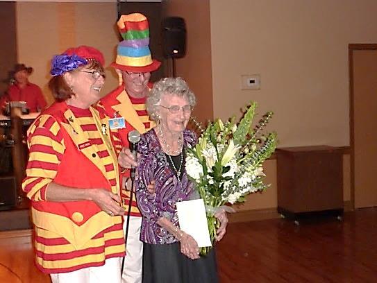German-American Social Club of Sarasota - Page 3 Margot hits 100 During our Fasching dance on January 26, 2013 we celebrated our long-time member, Margot Scheiterlein s 100 th Birthday a little early.
