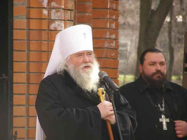 RUSSIAN ORTHODOX PROVISIONAL SUPREME AUTHORITY, DIOCESE OF NORTH AMERICA METROPOLITAN AGAFANGEL BEFORE CONCERT ROCA Diocesan Rectory, Odessa, 2009 PART 2.