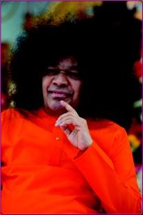 SHOWERS OF BLISS ON SIVARATHRI T HE holy festival of Sivarathri was celebrated at Prasanthi Nilayam with great piety and solemnity on 8th March 2005 in the Divine Presence of Bhagavan Sri Sathya Sai