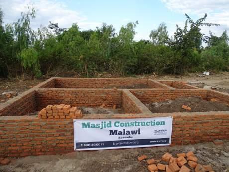 MADAGASCAR TEACHER SPONSORSHIP This is a new project in Madagascar in which UWT will be financially supporting 125