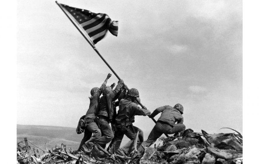Short History The Battle of Iwo Jima and Its Relevance to the Air War 19 February 26 March, 1945 The Battle for Iwo Jima has been immortalized by the infamous flag-raising photo, an unintentional