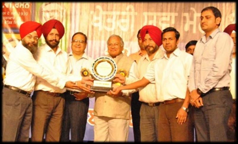 Our students again brought laurels to the institute by winning the Overall Winner Trophy of PTU Inter Zonal Youth Festival-2014 held at CT group of Institutions, Jalandhar from 4 th to 6 th Nov. 2014.