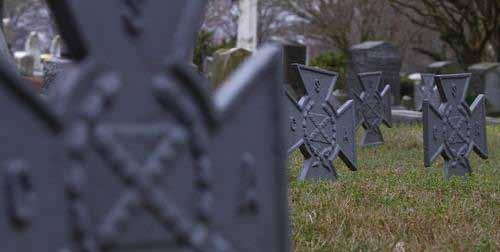 But what he s searching for much closer to the ground are the low gray forms of Confederate memorial crosses. Over the past year and a half, Chesapeake resident Cecil W.