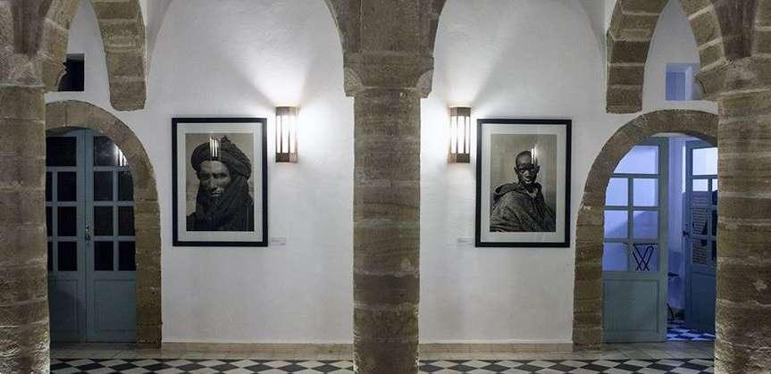 An invitation to a better knowledge of Morocco. The Maison de la Photographie is, first of all, an Archive, supporting the concept of History of Ideas in Morocco.