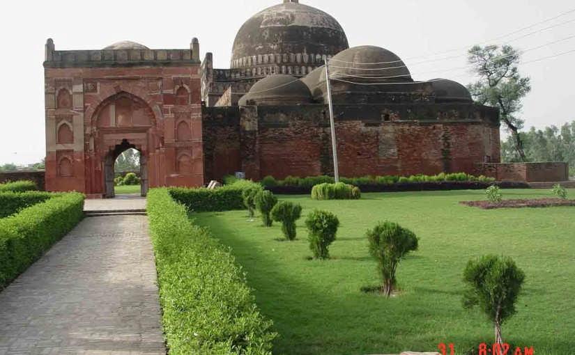 12. Kabuli Bagh Mosque, Panipat, Haryana, 1526 https://www.google.com/search?