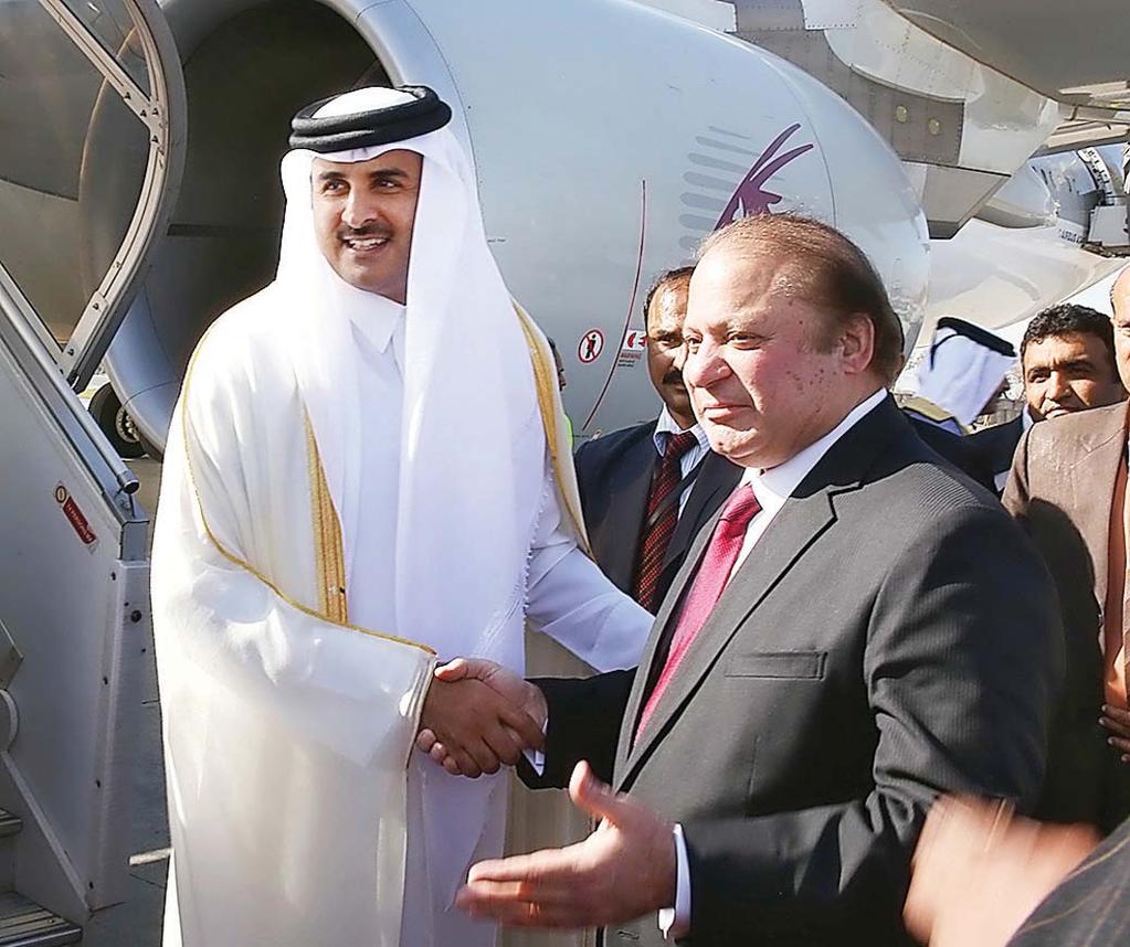 4 During the visit, the Emir held meetings with President of Pakistan Mamnoon Hussain and Prime Minister Nawaz Sharif and discussed regional and global issues of mutual interest.