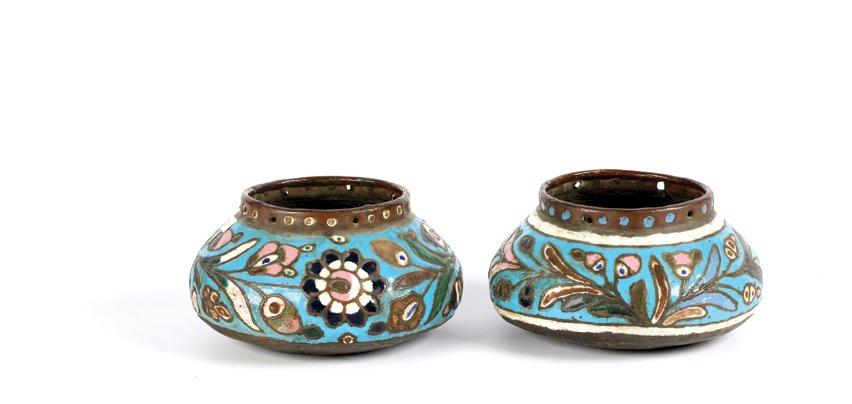 128. An Islamic Sarraf Enameled Mina Copper Tray and Basin صينية ووعاء نحاسيان "مطليان باملينا" وبنقوش إسالمية من الصراف The tray with central concentric floral motif, the surface with calligraphy