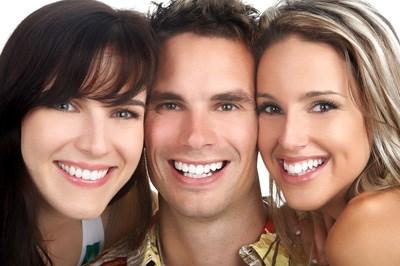 South Palm Dental Unhappy with your smile? Wish your teeth were straighter, nicer and brighter? Apprehensive going to the dentist? South Palm Dental is a state-of-the-art dental office.