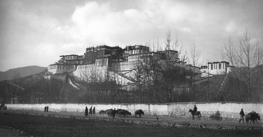 The Potala Palace, Lhasa, Tibet 2 Functioning State Before the Chinese Communist invasion of 1950, Tibet was a fully functioning and independent state.