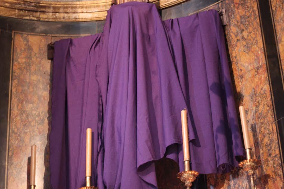 CHAPTER 4 The Veiling of Statues the Tradition of Veiling Statues During Passiontide Towards the end of Lent you may notice purple cloths draped over the crucifixes, statues, and saint images at your