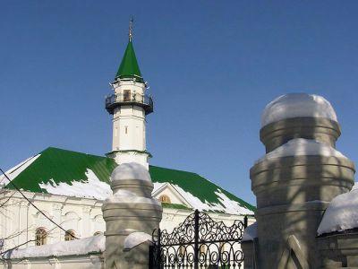 Its interior is done in the medieval Tatar and Russian traditions. In 1930 Bornay Mosque was out of service due to Soviet authorities and in 1994 was returned to believers.
