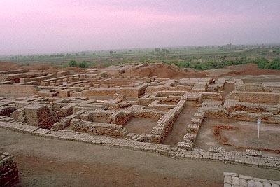 Settlements and Buildings 2500 B.C.