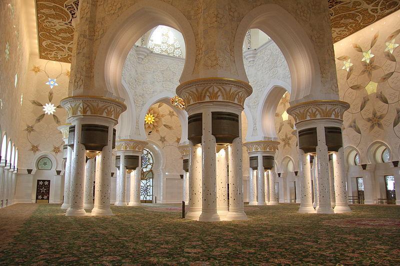 Once the wadhu has been completed, the men and women travel up escalators to the prayer hall, the heart of the mosque.