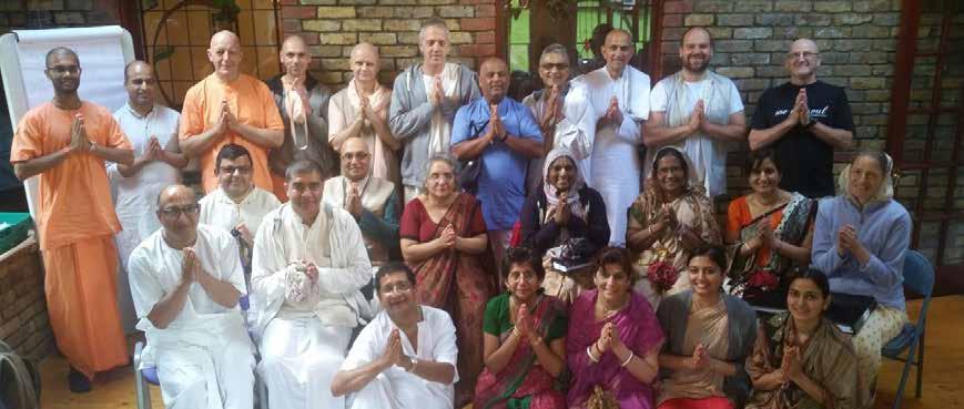 Seminar for an essential aspect of devotion A two-day Deity Worship seminar organised by Gadadhara Das and Damodara Krishna Das was attended by some 30 pujari priests.