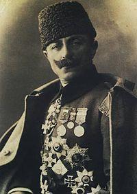 Liman von Sanders took command of the Yildirim Army Group from von Falkenhayn on 1 March 1918. He changed von Falkenhayn s active, flexible defence to a more unyielding defence.