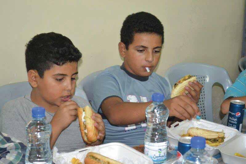 FEED AN ORPHAN A HOT MEAL Ramadan 2014, before Pious Projects was founded, executive director Fahim Aref went on a trip to Jordan and brought delicious sandwiches to the orphans so they