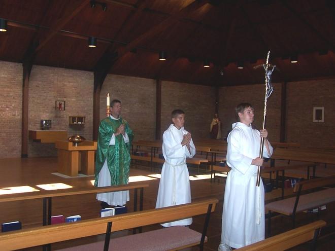 Exit Procession (Recessional) When the priest and deacon move towards the altar, cross bearer should get the processional cross, server 2 follows directly