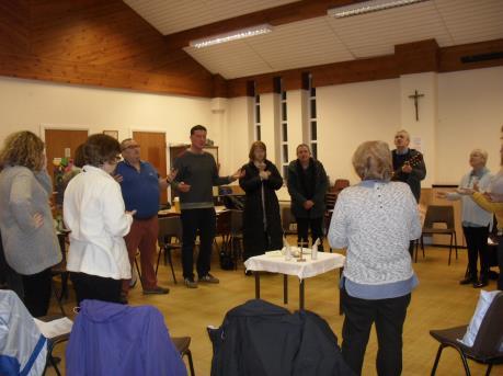Parish/School/ Home links Volunteer spiritual mentor and parishioners work in school leading morning prayer with staff and parishioners, children s life in the spirit course, retreat days, prayers in
