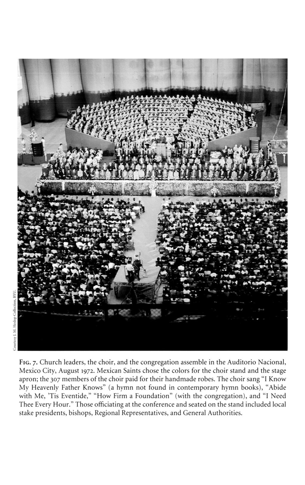 Holzapfel and Lambert: Photographs of the First Mexico and Central America Area Conferen FIG 7 church leaders the choir and the congregation assemble in the auditoria auditorio Au nacional mexico