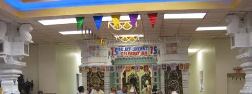 Approximately 400 people from Jain and Hindu Community attended the Bhakti Sandhya in the evening of May 9th after Sadharmik Vatsalyay.