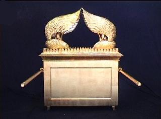 I. Ark of the Covenant (Key Scriptures: Exodus 25:10-16; 37:1-5) The Ark was an oblong box that was to be carried using poles attached by rings to the short sides of the Ark.
