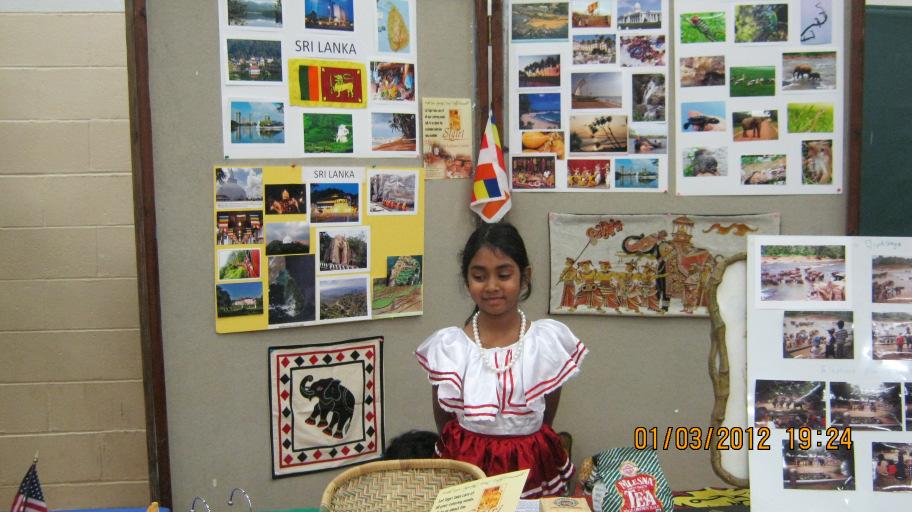 Not to miss an opportunity to tell the others about Sri Lanka, a table exhibiting items that are unique to our country and a board with full of beautiful scenes of Sri Lanka was set up.