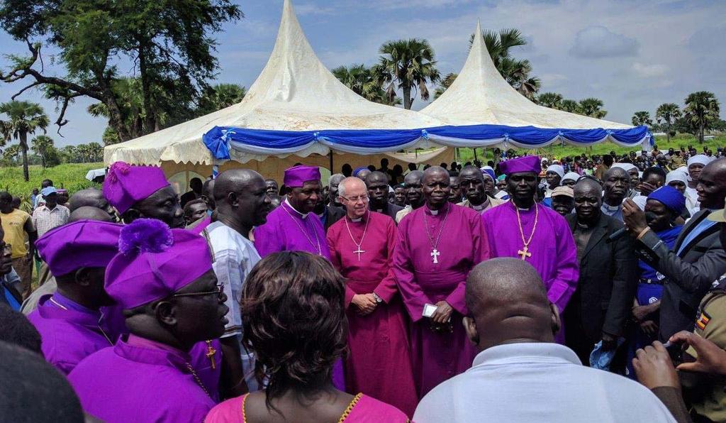 Voice of Hope kj www.kajokeji.anglican.org www.facebook.com/diocesekajokeji Newsletter of the Diocese of Kajo-Keji, South Sudan Issue # 20 September 2017 P.O.