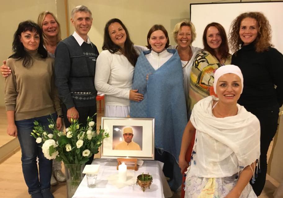 MaitriBodh Parivaar now in RUSSIA We held our first ever Bodh in Moscow on 25 th September.