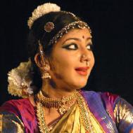 30 pm Speaker: Gowri Ramnarayan GOWRI RAMNARAYAN GOWRI & SASKIA The day closes with a discussion of the now globally recognized Kalakshetra style of Bharatanatyam and the