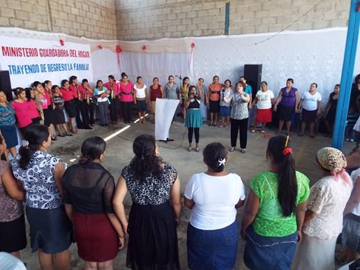 Many women, men, and children came to accept Christ as Lord. The National Congress of Leaders was held in Mesaya, Nicaragua with over 200 in attendance!