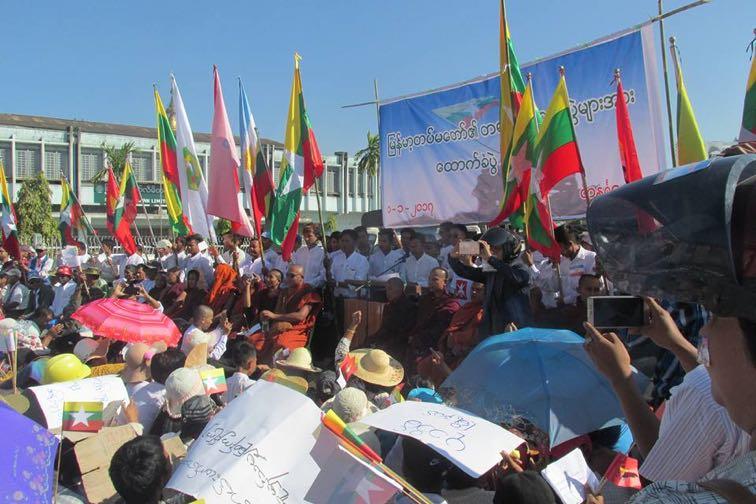 1. Ma Ba Tha monks support army offensive against ethnic groups A public rally in support of offensive by Myanmar army in Rakhine State and other ethnic areas held in Pathein Township in Ayeyarwady