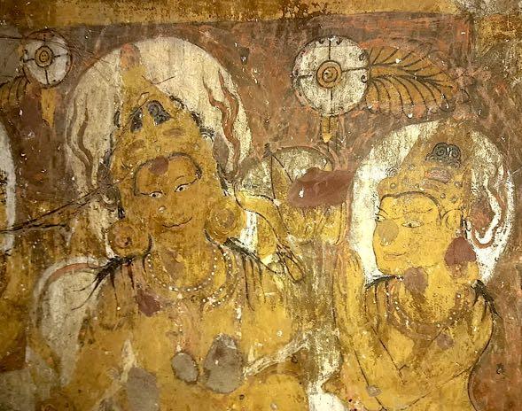 1 Report on Bagan Metropolis Conference Yangon and Bagan, 10-14 July 2017 Elizabeth Moore Figure 1 Paintings in the 12th century CE Abeyadana temple, planning on arrival at Bagan, viewing murals at