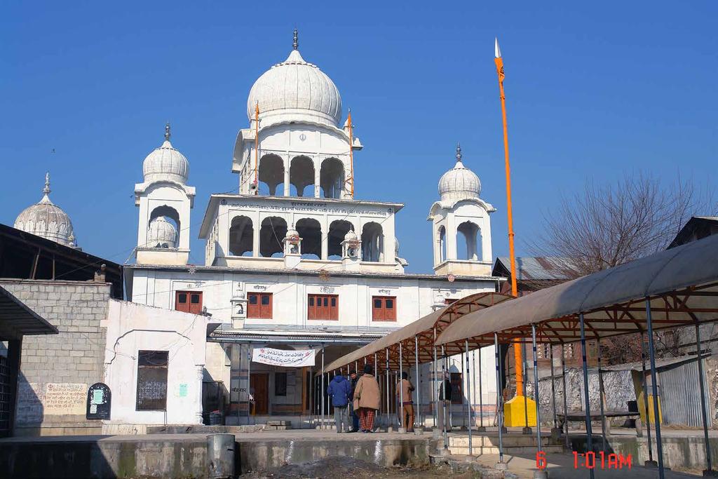 Chatti Padshahi Srinagar Gurudwara Chatti Padshahi is a very important religious place which was constructed in the memory of 6th Guru Hargobind Sahib ji (1595-1646) who stayed at this
