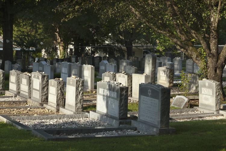 MOURNING CIRCLE / MA AGAL AVEILUT Freedman Center Thursday, September 13 at 7:00 pm High Holidays can be a poignant time for those in mourning as our Kever Avot/Cemetery Visitation takes place, as we